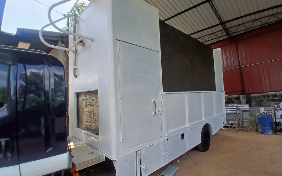 Propaganda Trucks/ LED Trucks gallery image repeat 1